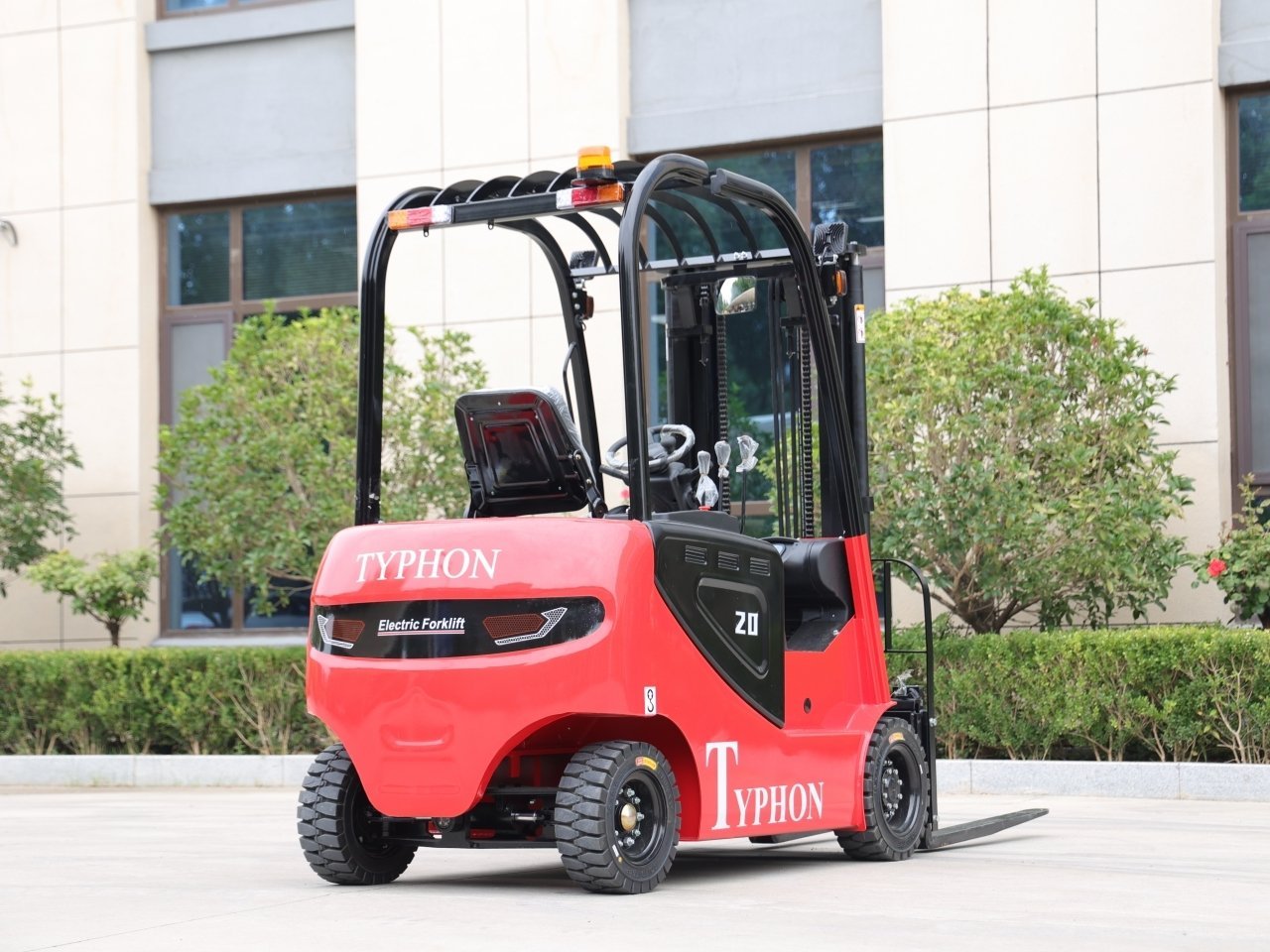TYPHON VIGOR 2 Ton Electric Forklift - Image 6