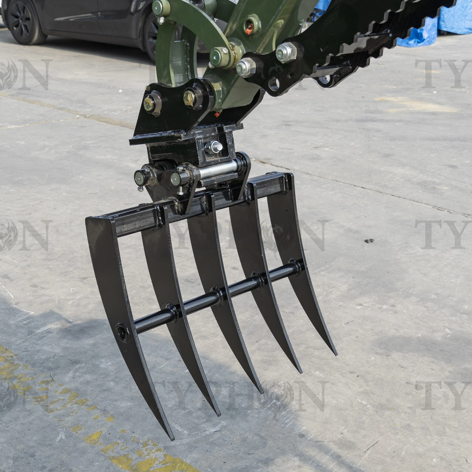 Mini Excavator Compact Rake Attachment - Image 9