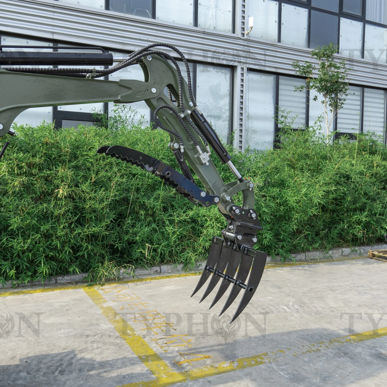 Mini Excavator Compact Rake Attachment - Image 7