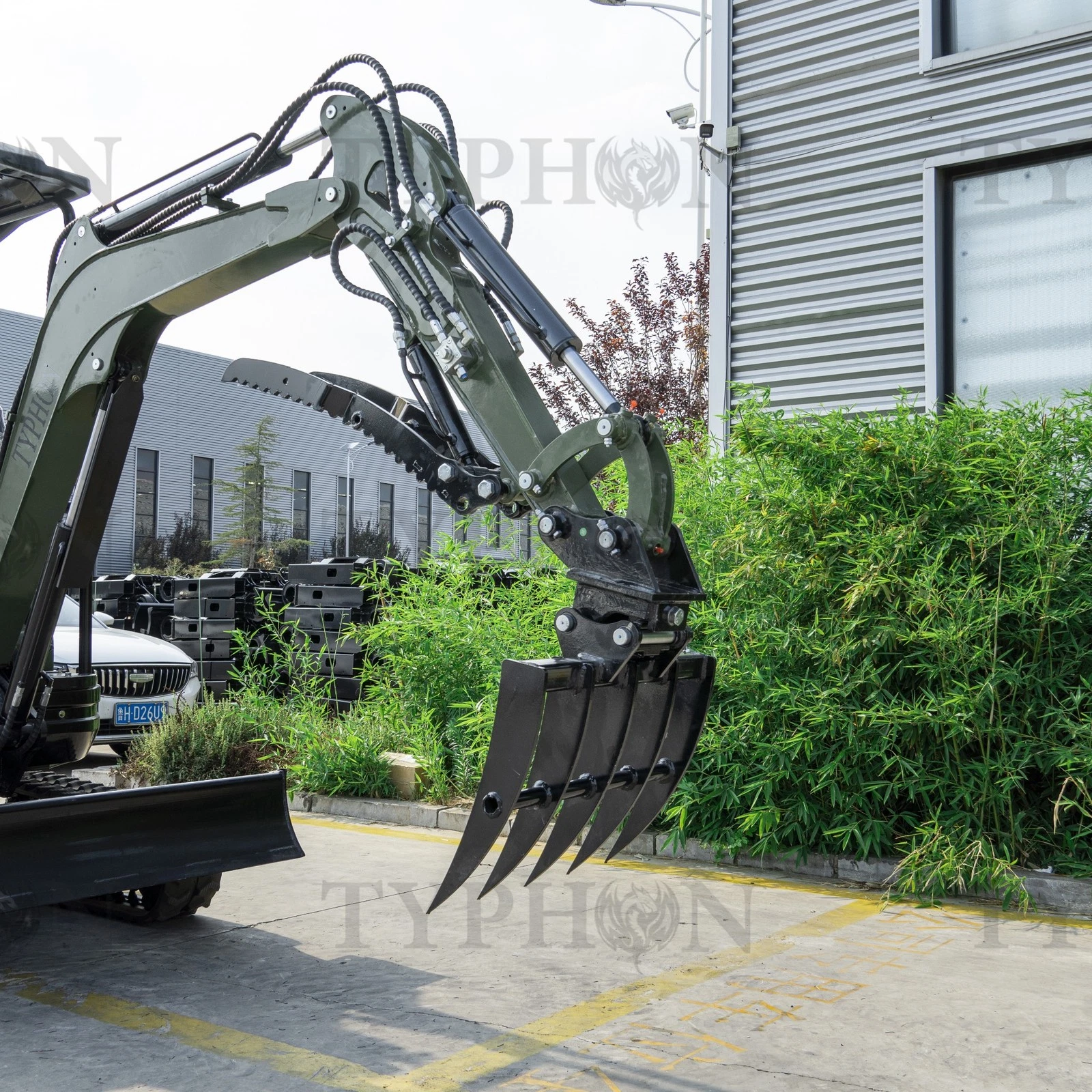 Mini Excavator Compact Rake Attachment - Image 4